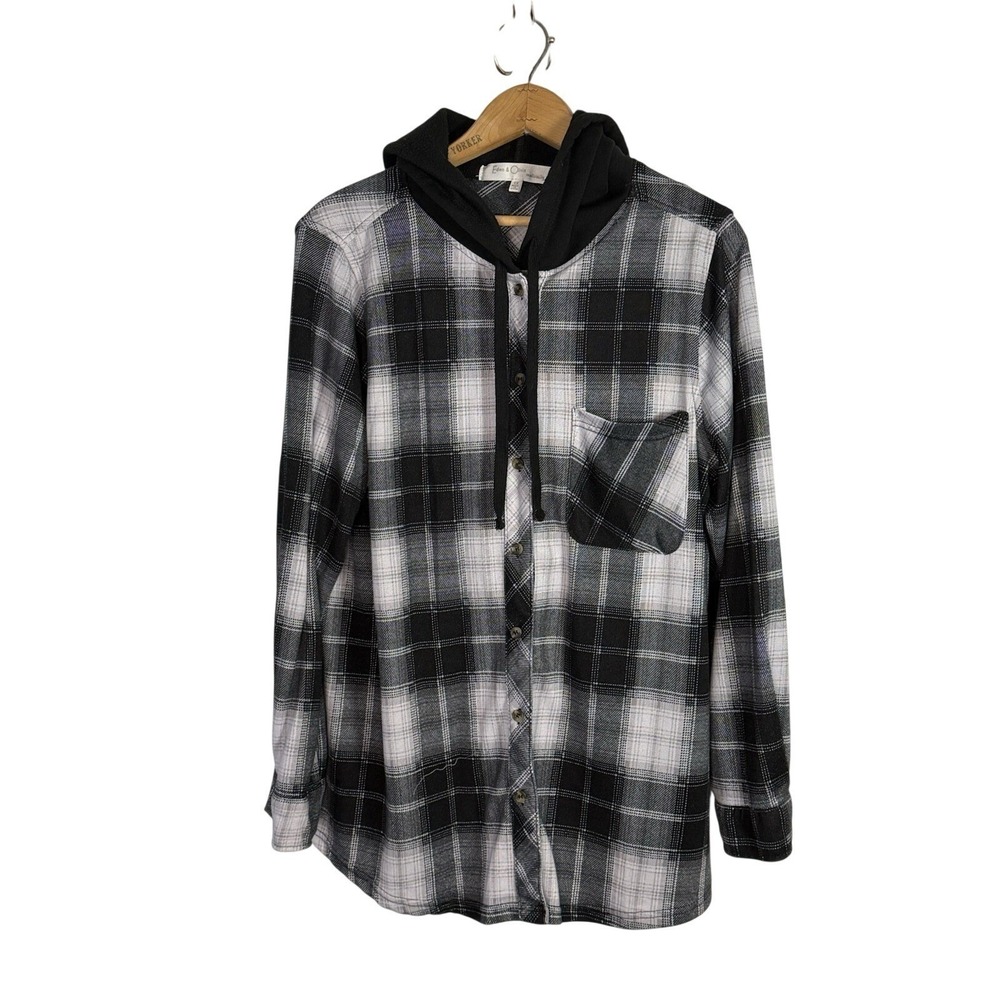 Eden & Olivia Shirt Top Women Maternity Plaid 1X Chest Pocket Button Down